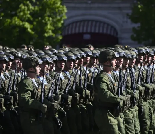 Rusia planea aumentar su presencia militar en Ucrania en 150.000 soldados