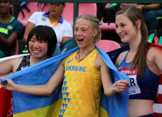 Polémica en el deporte internacional: el COI abre la puerta a atletas rusos y bielorrusos en competiciones juveniles Alina Shukh (Ucrania) gana la final de lanzamiento de jabalina en el Campeonato Mundial Sub-20 de la IAAF en Tampere, Finlandia, el 12 de julio de 2018. Alina no puede participar en los Juegos Olímpicos porque se ha unido a las Fuerzas Armadas de Ucrania.