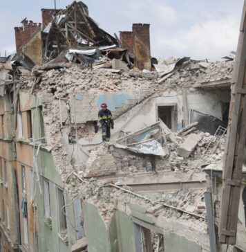 Rusia lanza un ataque con misiles Oreshnik sobre Leópolis en una ‘represalia’ fabricada, amenazando las fronteras de la OTAN Lviv (Leopolis) damage from missile strike by Russia