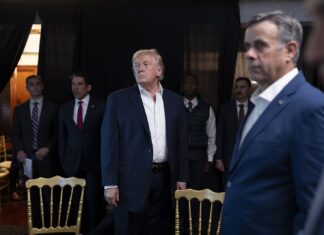 Trump anuncia que EE UU gobernará Venezuela tras la captura de Maduro Donald Trump supervisa las operaciones militares de EE. UU. en Venezuela