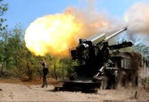Ucrania eleva el costo de la guerra para Rusia con ataques de drones en Moscú y Crimea 2S22 Bohdana Firing Ok West