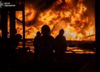 Rusia ataca gasolineras ucranianas, impactando más de 200 en dos meses Destructions In Odesa Oblast After Russian Attack 2025 08 18 03