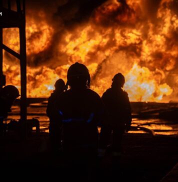Guerra en Ucrania, últimas noticias: Zelenskyy responde a Trump sobre las pérdidas de diésel ruso Destructions in Odesa Oblast after Russian attack, 2025 08 18 (03)