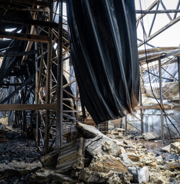 Evaluación de la campaña ofensiva rusa: Ucrania lanza su mayor ataque combinado contra la región de Moscú Interior Damage To Nova Ukraine Medical Warehouse In Lviv Region Following Missile Strike November 2025