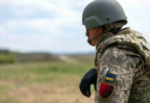 Evaluación de la ofensiva rusa: el Kremlin niega planes de movilización Ukrainian Soldiers Train On New Weapon Systems At Grafenwoehr Training Area 7671435