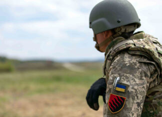 Evaluación de la ofensiva rusa: el Kremlin niega planes de movilización Ukrainian Soldiers Train On New Weapon Systems At Grafenwoehr Training Area 7671435